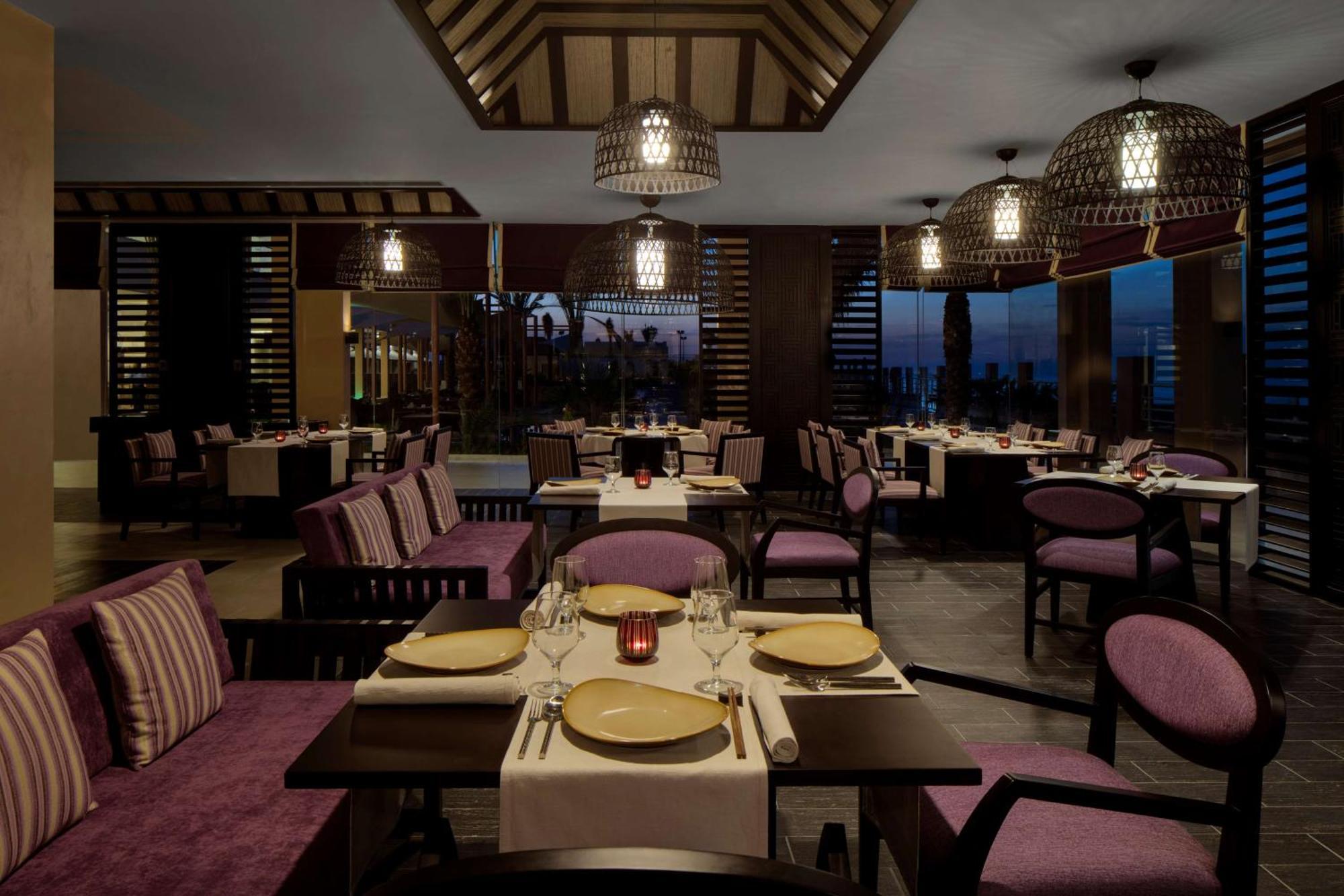 Radisson Blu & Resort, Station touristique Sohar