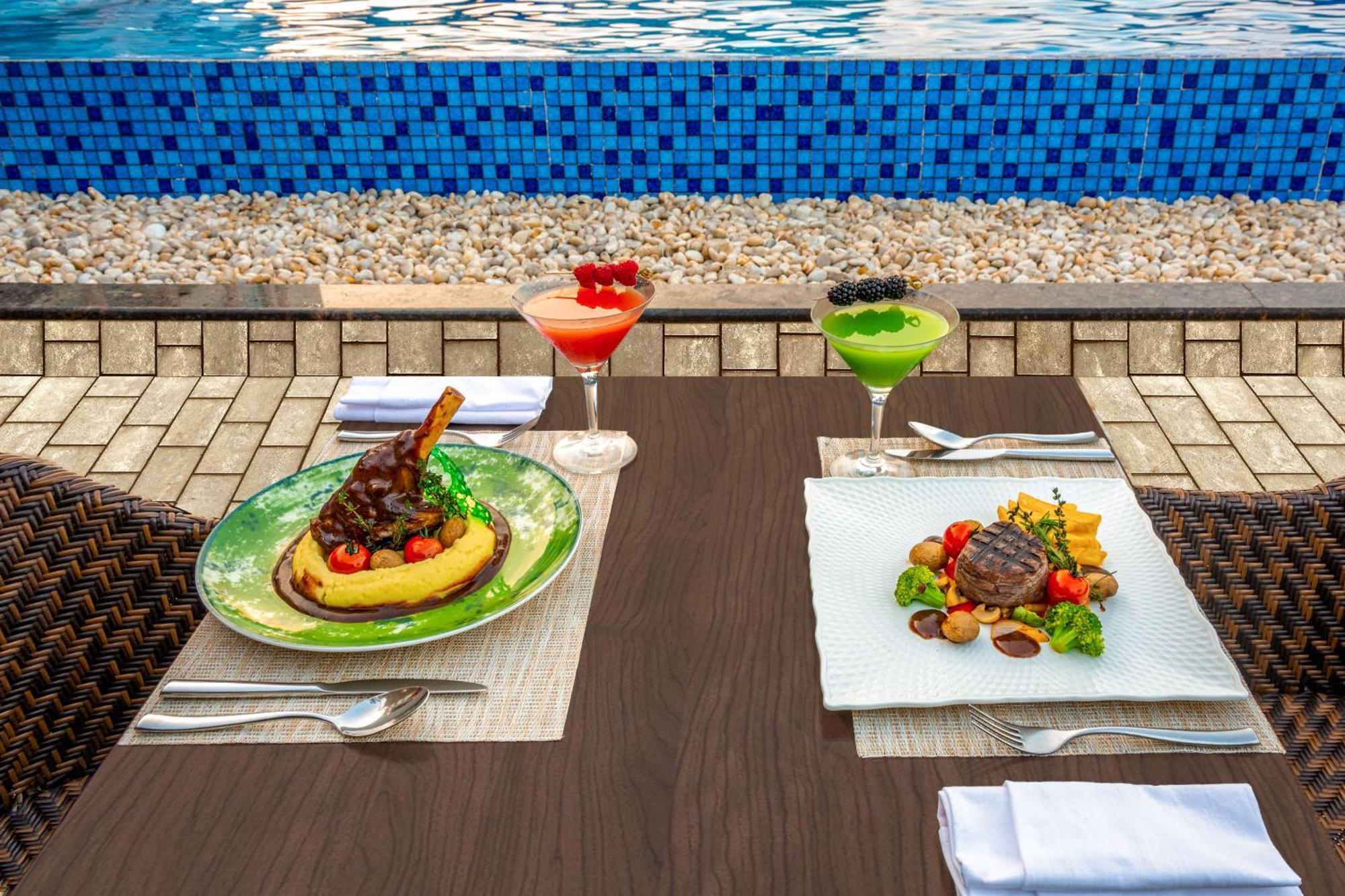 Radisson Blu & Resort, 5*